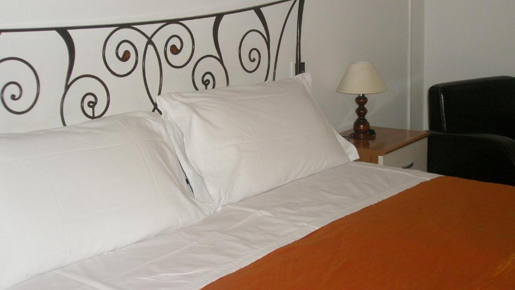 ספולטו Hotel Athena חדר תמונה