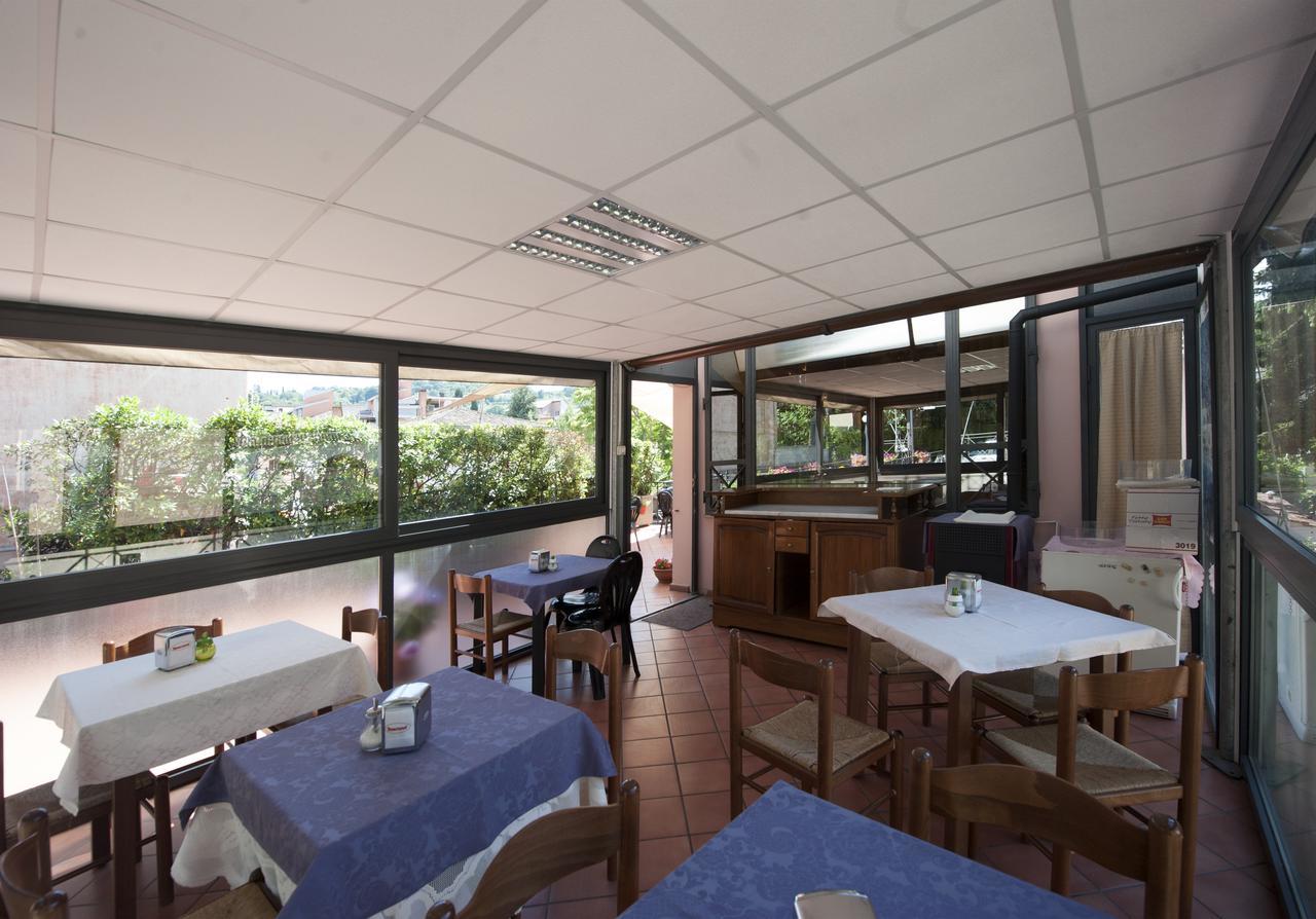 ספולטו Hotel Athena מראה חיצוני תמונה